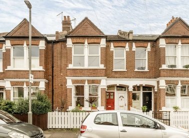 Properties for sale in Bickley Street - SW17 9NF view1