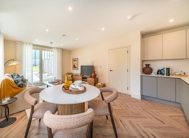 Properties for sale in Bicknell Way - SW17 0FD view1