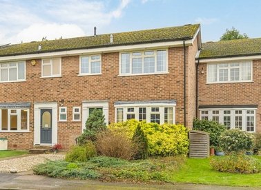 Properties for sale in Birchwood Grove - TW12 3DU view1
