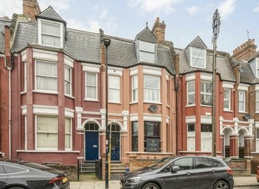 Properties for sale in Birnam Road - N4 3LJ view1