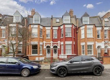 Properties for sale in Birnam Road - N4 3LJ view1
