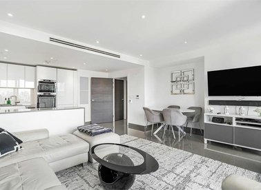 Properties for sale in Blackfriars Road - SE1 8BW view1