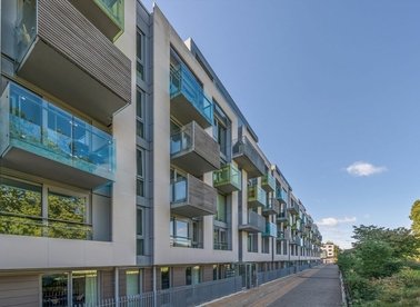 Properties for sale in Blackthorn Avenue - N7 8AW view1