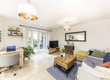 Properties for sale in Blenheim Grove - SE15 4QW view1