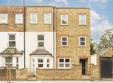 Properties for sale in Boston Road - W7 2ET view1