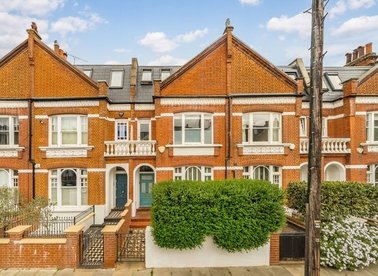 Properties for sale in Bowerdean Street - SW6 3TN view1