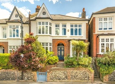 Properties for sale in Boyne Road - SE13 5AN view1