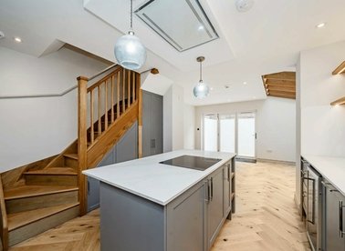 Properties for sale in Brackenbury Road - W6 0BD view1