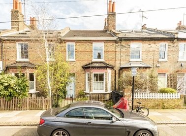 Properties for sale in Bradmore Park Road - W6 0DT view1