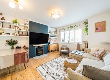 Properties for sale in Braeside Avenue - SW19 3PU view1