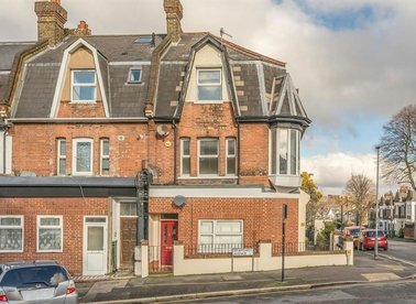 Properties for sale in Bramshot Avenue - SE7 7HY view1