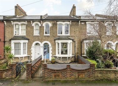 Properties for sale in Braxfield Road - SE4 2AW view1