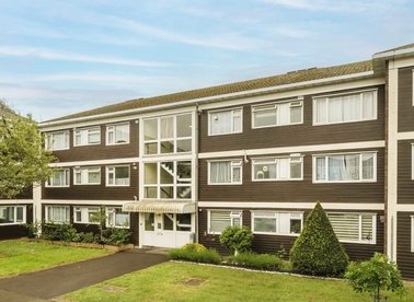 Properties for sale in Brent Lea - TW8 8JE view1