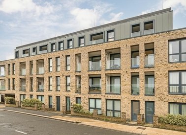 Properties for sale in Brighton Road - KT6 5PP view1