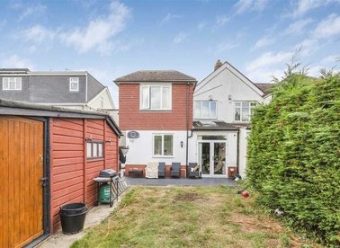 Properties for sale in Broad Walk - SE3 8NG view1