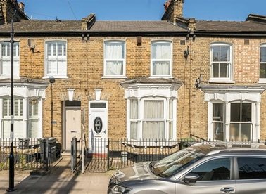 Properties for sale in Brocklehurst Street - SE14 5QS view1