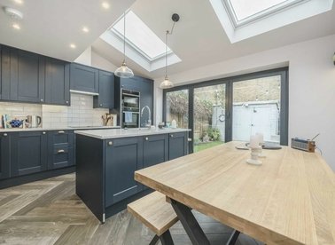 Properties for sale in Brook Road South - TW8 0NN view1