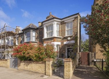 Properties for sale in Broomsleigh Street - NW6 1QQ view1