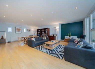 Properties for sale in Broughton Road - SW6 2LB view1