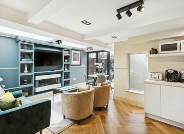Properties for sale in Broughton Road - SW6 2LB view1