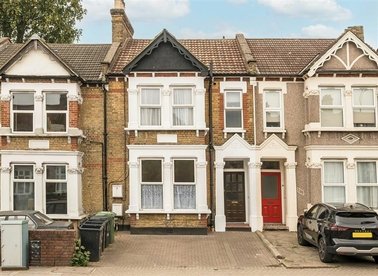 Properties for sale in Brownhill Road - SE6 2BQ view1