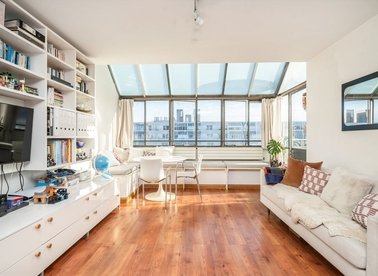 Properties for sale in Brunswick Centre - WC1N 1QG view1
