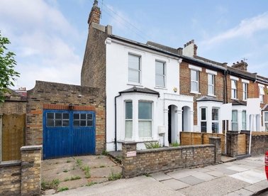 Properties for sale in Buckingham Road - NW10 4RR view1