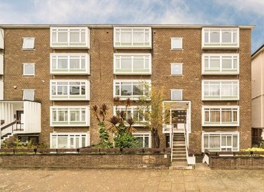 Properties for sale in Buckland Crescent - NW3 5DU view1