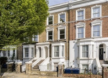 Properties for sale in Burlington Gardens - W3 6BA view1