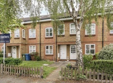 Properties for sale in Cadet Drive - SE1 5RU view1