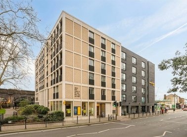 Properties for sale in Cambridge Heath Road - E2 9LH view1