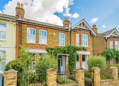 Properties for sale in Cambridge Road - TW11 8DR view1