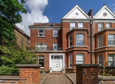 Properties for sale in Canfield Gardens - NW6 3EB view1