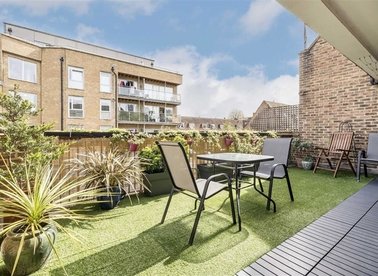 Properties for sale in Canterbury Place - SE17 3AG view1