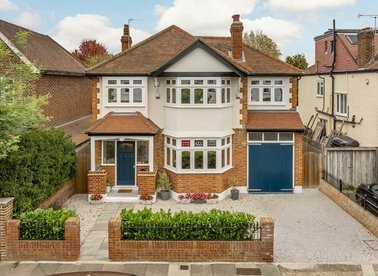 Properties for sale in Carlisle Road - TW12 2UL view1