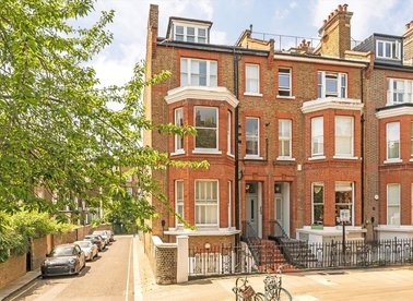 Properties for sale in Castellain Road - W9 1EY view1