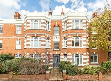 Properties for sale in Castelnau Gardens - SW13 8DU view1