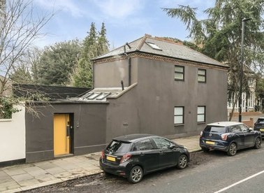 Properties for sale in Castlebar Hill - W5 1TD view1