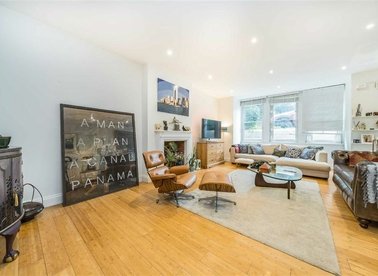 Properties for sale in Cavendish Road - SW12 0BL view1