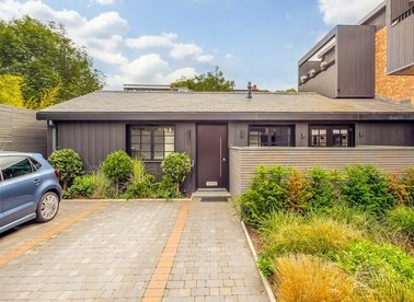 Properties for sale in Caxton Road - SW19 8SJ view1