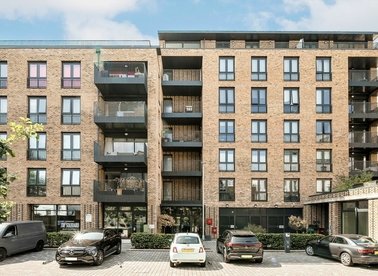 Properties for sale in Centric Close - NW1 7EP view1