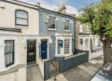 Properties for sale in Chaldon Road - SW6 7NJ view1