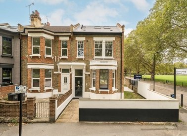 Properties for sale in Chatsworth Road - E5 0LA view1