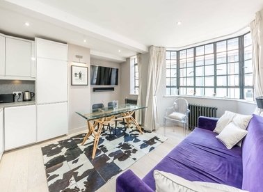 Properties sold in Chelsea Cloisters - SW3 3EF view1