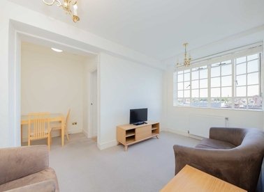 Properties for sale in Chelsea Cloisters - SW3 3EP view1