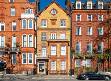 Properties for sale in Chelsea Embankment - SW3 4LA view1