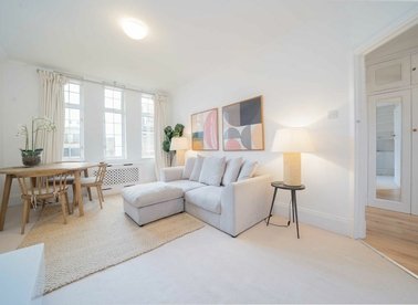 Properties sold in Chelsea Manor Street - SW3 3TR view1