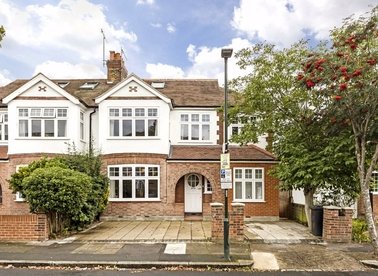 Properties for sale in Chelwood Gardens - TW9 4JQ view1