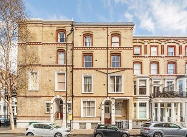 Properties for sale in Cheniston Gardens - W8 6TG view1