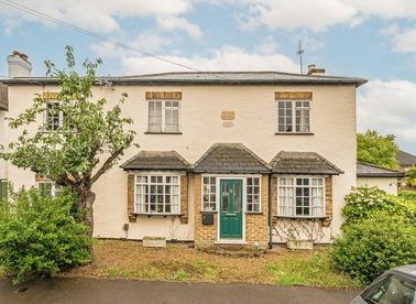 Properties for sale in Cherry Orchard Road - KT8 1QZ view1